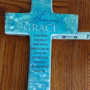 AMAZING GRACE Cross
